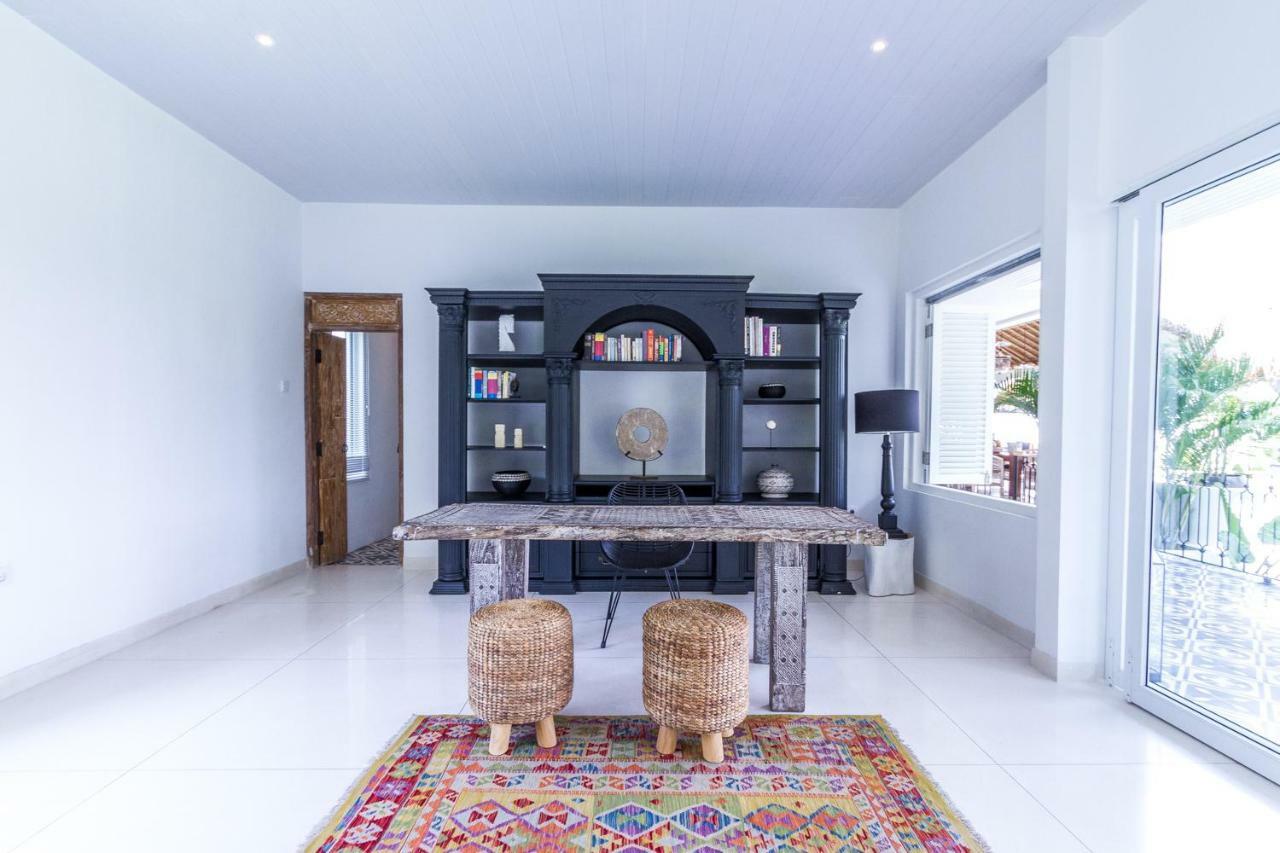 Villa Kusuma - Luxury Sea View 5 Bedroom Villa Close To Savaya أُلُواتو المظهر الخارجي الصورة